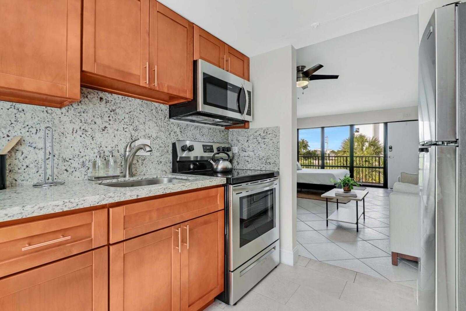 Roami At The Palm Apartment Fort Lauderdale Room photo